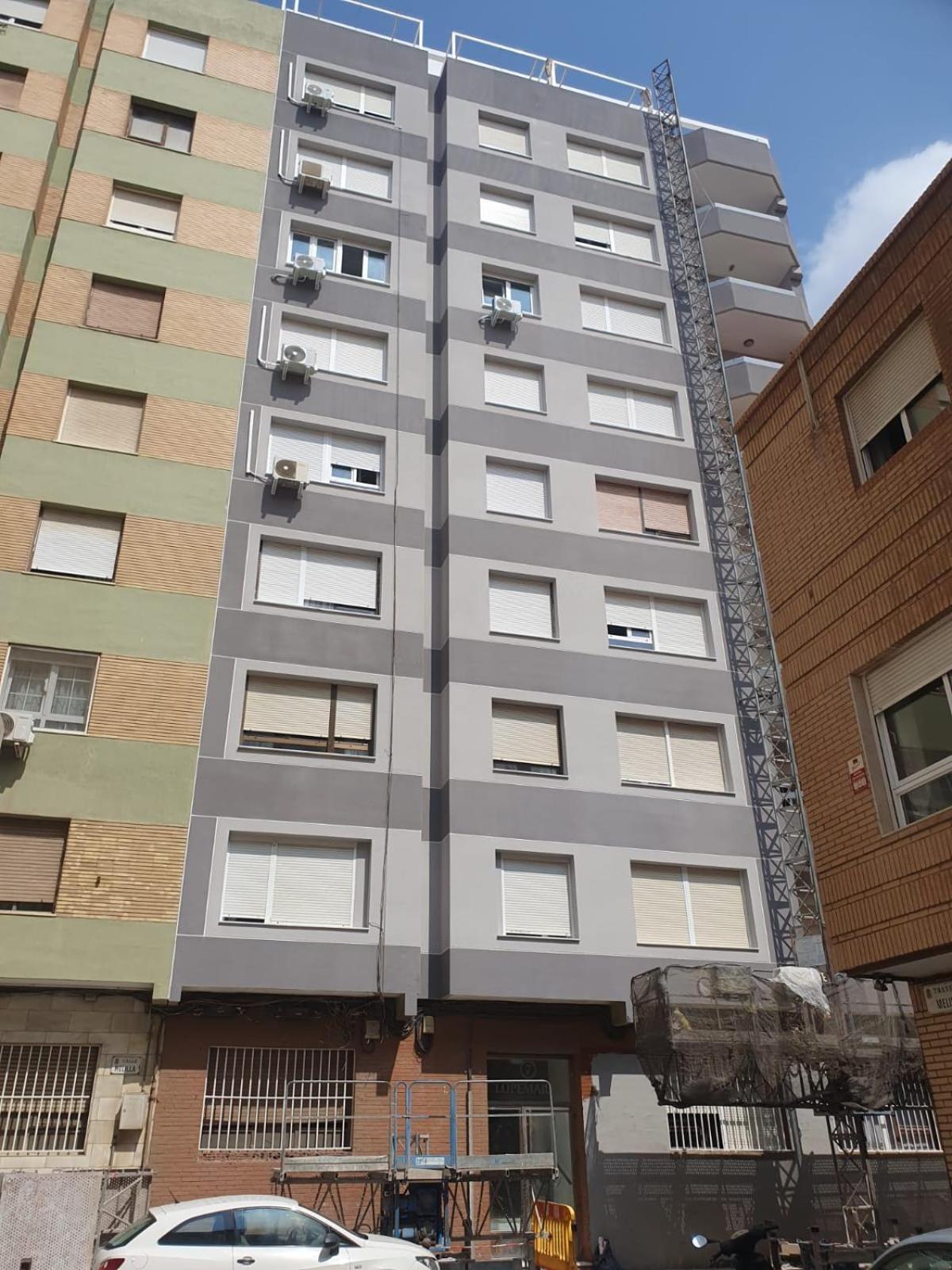 Paseo Maritimo - A Estrenar, A Pie De Playa, Con 2 Banos * Almería
