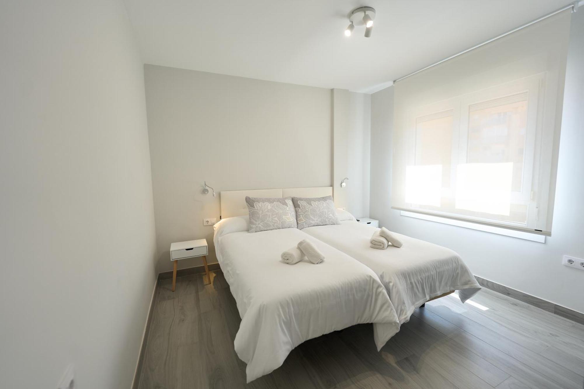 Paseo Maritimo - A Estrenar, A Pie De Playa, Con 2 Banos Apartment